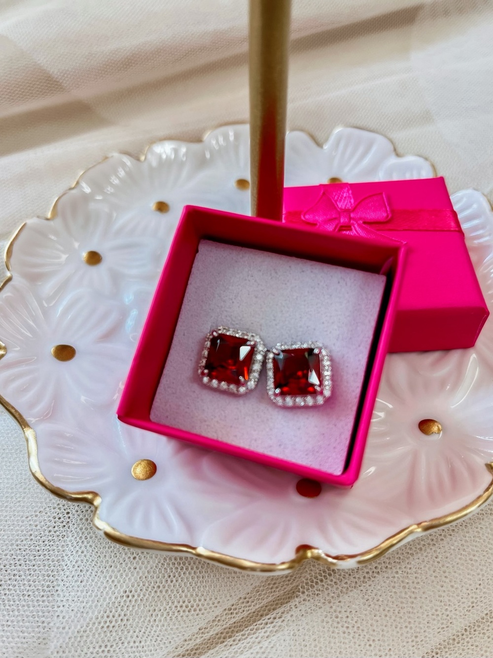 Scarlett Halo Stud Earrings